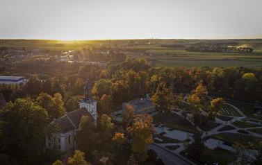 Park im. Powstańc&oacute;w Wlkp. w Jaraczewie 2