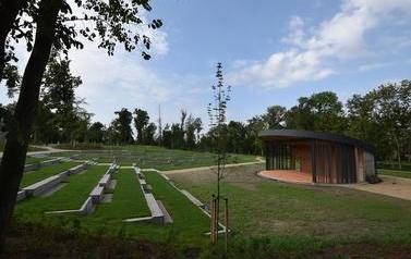 Park im. Powstańc&oacute;w Wlkp. w Jaraczewie 3