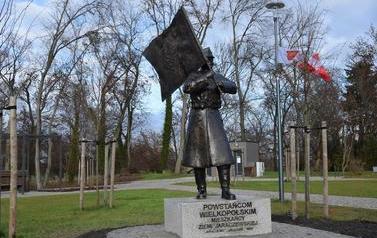 Pomnik Powstańc&oacute;w Wielkopolskich 4