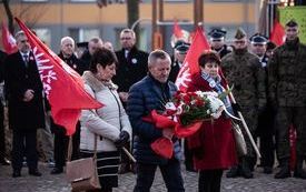 Odsłonięcie Pomnika Powstańca Wlkp. w Jaraczewoie 17