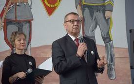 nadanie Szkole Podstawowej w G&oacute;rze imienia Powstańc&oacute;w Wielkopolskich 11