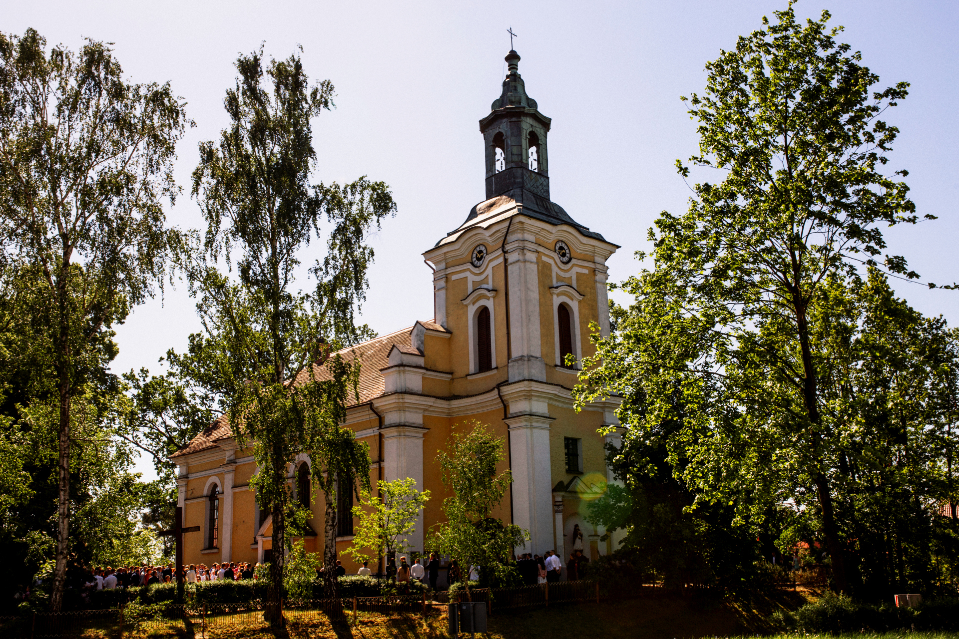 zdjęcie przedstawia kościół p.w. Św. Marii Magdaleny w Jaraczewie