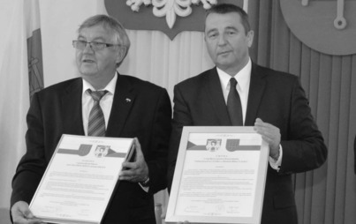 Zdjęcie do Kondolencje Burmistrza Dariusza Strugały z powodu śmierci Jo&scaron;efa Horaček