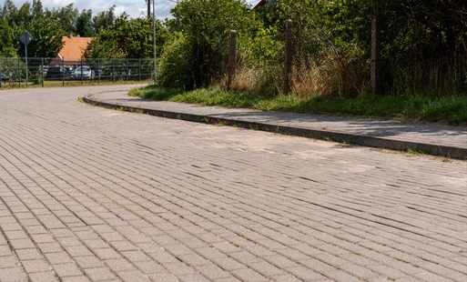 Zdjęcie do Podpisano umowę na remont ul. Ogrodowej w Jaraczewie